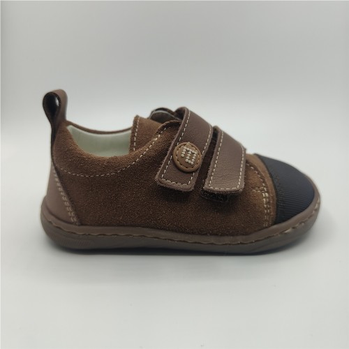 ZAPATILLA VELCROS MARRON