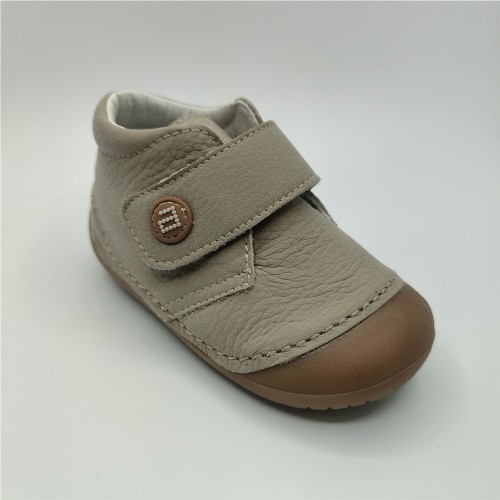 BOTA GATEA FLEXY GRIS