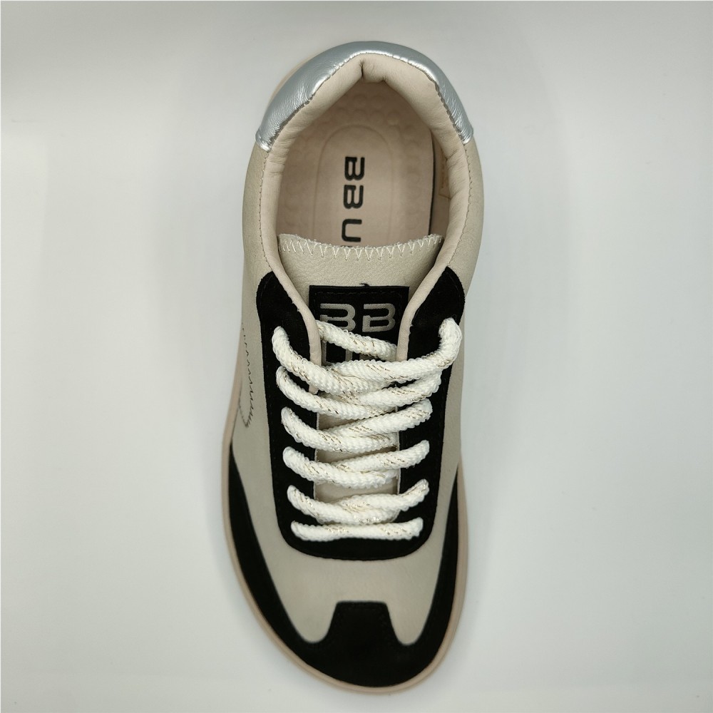 DEPORTIVA DETALLES NEGRO