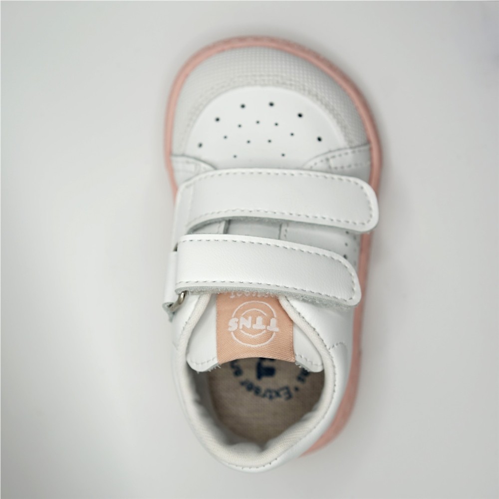 DEPORTIVA DETALLE SUELA ROSA BEBE