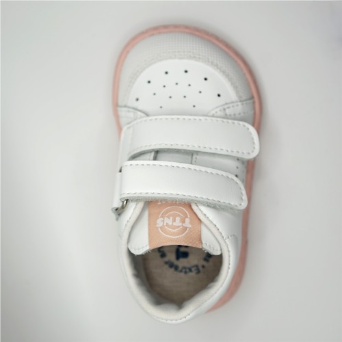 DEPORTIVA DETALLE SUELA ROSA BEBE