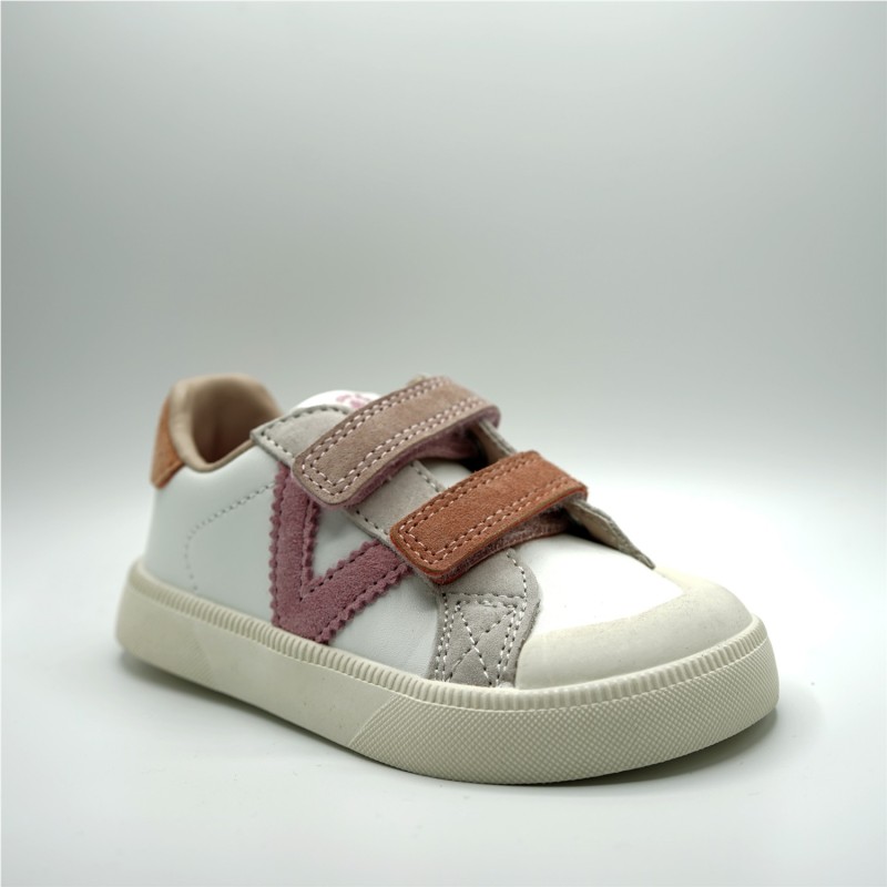 ZAPATILLA DETALLE ROSA
