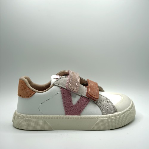 ZAPATILLA DETALLE ROSA