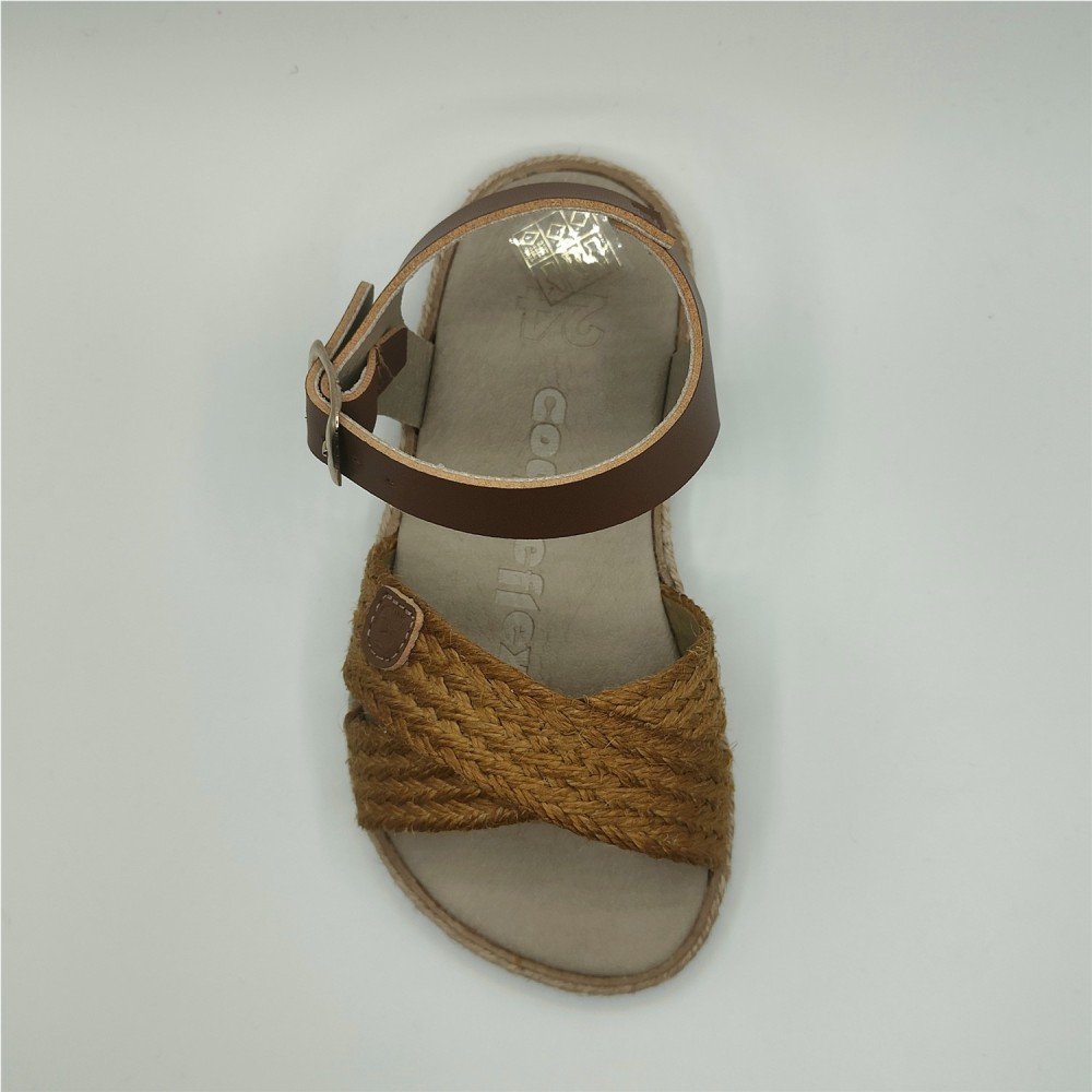 SANDALIA TRENZADA CAMEL
