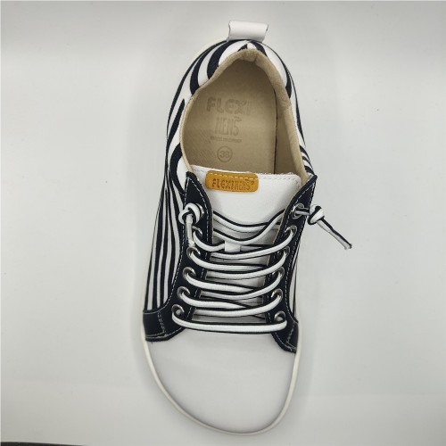 ZAPATILLA PRINT NEGRO