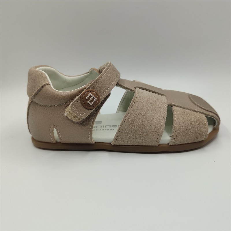 SANDALIA CERRADA MARRON 2