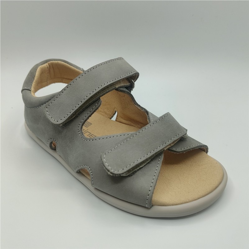 SANDALIA AJUSTADA GRIS