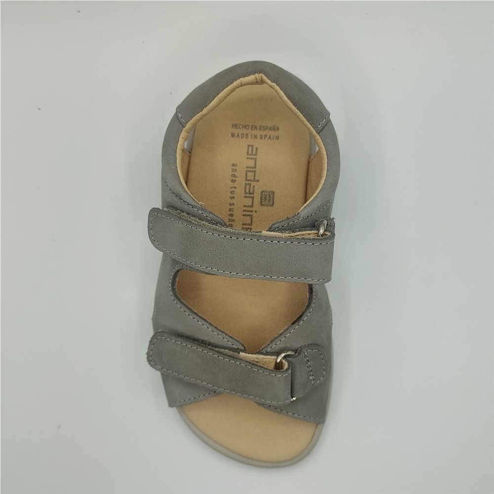 SANDALIA AJUSTADA GRIS