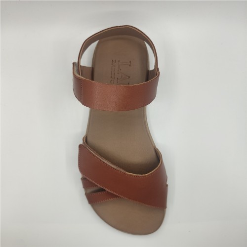 LAU BAREFOOT