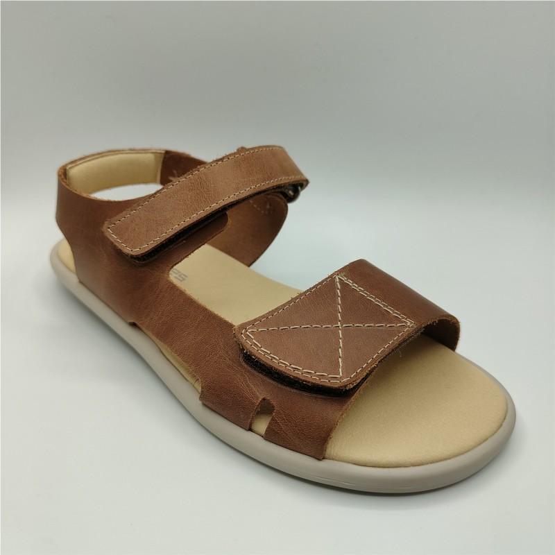 SANDALIA TIRAS ABIERTA MARRON