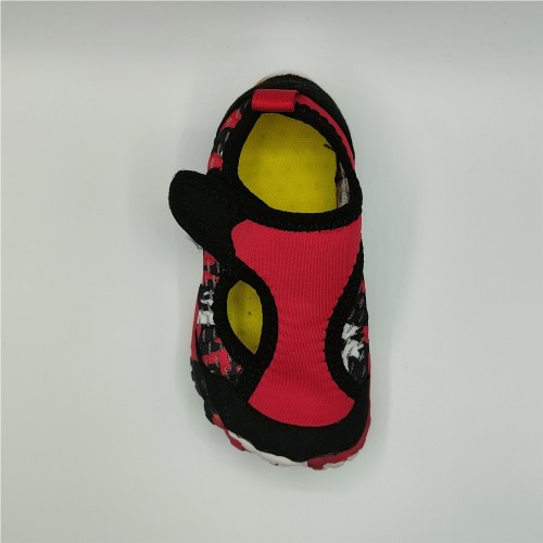 ESCARPIN VELCRO ROJO