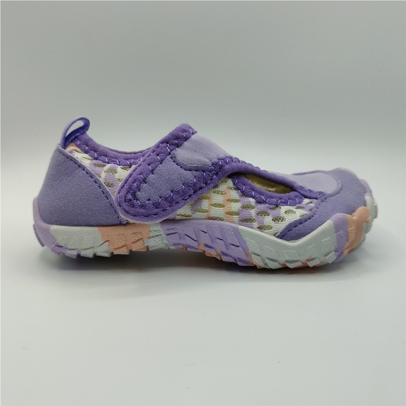 ESCARPIN VELCRO MORADO 2